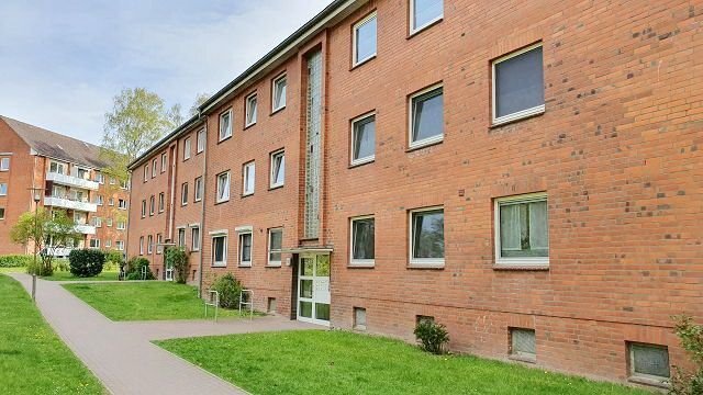 Wohnung zum Kauf provisionsfrei 121.000 € 2 Zimmer 57,4 m²<br/>Wohnfläche 1.<br/>Geschoss Borgfelder Stieg 26 Oberstadt, Bez. 15 Geesthacht 21502