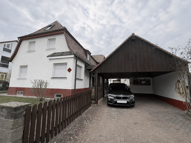 Mehrfamilienhaus zum Kauf 679.000 € 8 Zimmer 185 m² 796 m² Grundstück frei ab sofort Feucht Feucht 90537