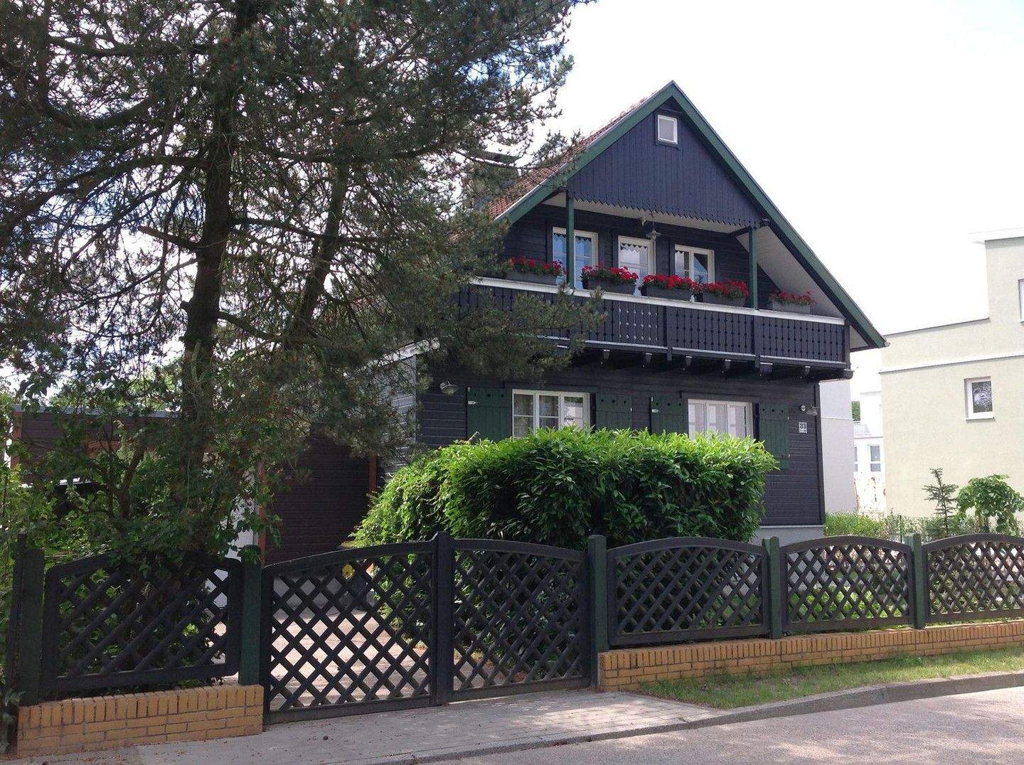 Property thumbnail 4