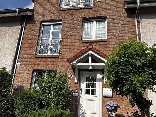 Reihenmittelhaus zum Kauf provisionsfrei 489.000 € 5 Zimmer 144 m² 194,4 m² Grundstück frei ab 01.10.2026 Hochstraß Moers 47443
