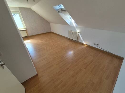Wohnung zur Miete 700 € 3 Zimmer 59 m² Geschoss 2/3 frei ab 01.08.2026 Bernoldweg Urbach 73660
