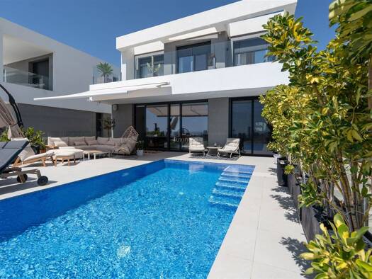 Haus zum Kauf 1.749.000 € 301 m² 644 m² Grundstück Finestrat 03509