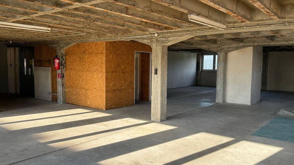 Lagerhalle zur Miete provisionsfrei 700 m² Lagerfläche teilbar ab 200 m² Süßen 73079