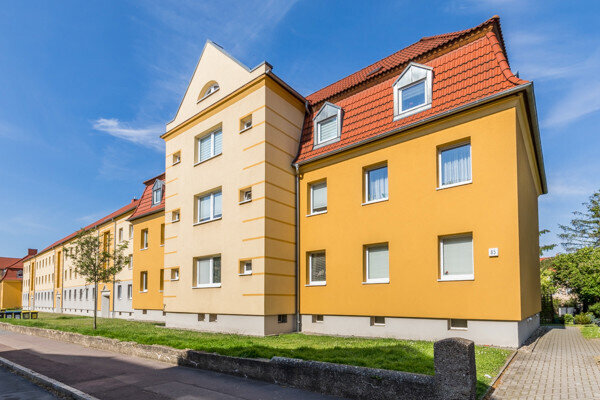 Wohnung zur Miete 570 € 2 Zimmer 63,8 m²<br/>Wohnfläche 1.<br/>Geschoss 20.12.2024<br/>Verfügbarkeit Benkendorfer Str. 85 Gesundbrunnen Halle (Saale) 06128