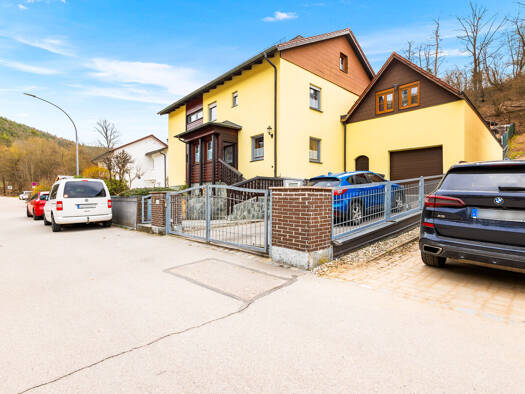 Einfamilienhaus zum Kauf 575.000 € 8 Zimmer 170 m² 1.002 m² Grundstück Regenstauf Regenstauf 93128