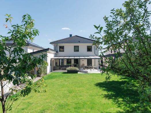 Einfamilienhaus zum Kauf provisionsfrei 996.000 € 7,5 Zimmer 212 m² 660 m² Grundstück Andernach 56626