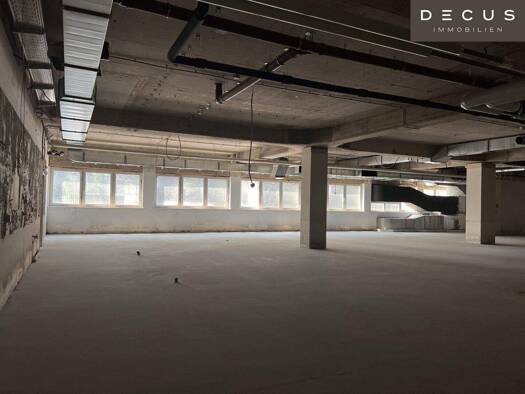 Ladenfläche zur Miete 7,50 € teilbar ab 200 m² Spratzern St. Pölten 3100