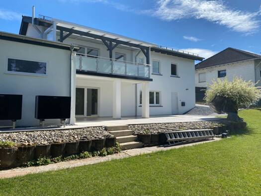 Wohnung zur Miete 1.600 € 5 Zimmer 130 m² Geschoss EG/2 frei ab sofort Kirkel-Neuhäusel Kirkel 66459