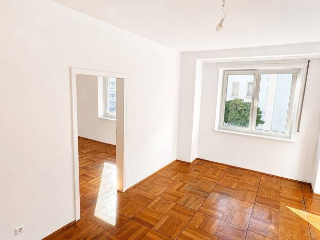 Wohnung zum Kauf provisionsfrei 249.000 € 4 Zimmer 101 m² 1. Geschoss Stadtmitte Neu-Ulm 89231