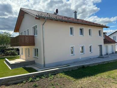 Wohnung zur Miete - Neubau 900 € 3 Zimmer 102 m² 1. Geschoss Neunburg Neunburg vorm Wald 92431