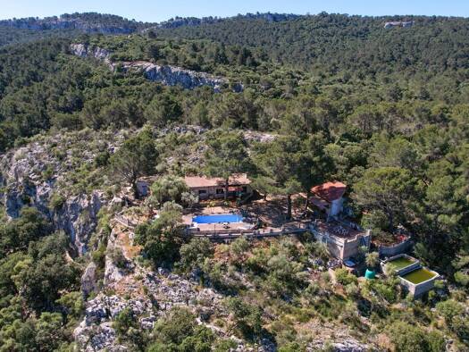 Haus zum Kauf 1.999.990 € 2 Zimmer 108 m² 73.715 m² Grundstück Puigpunyent 07194