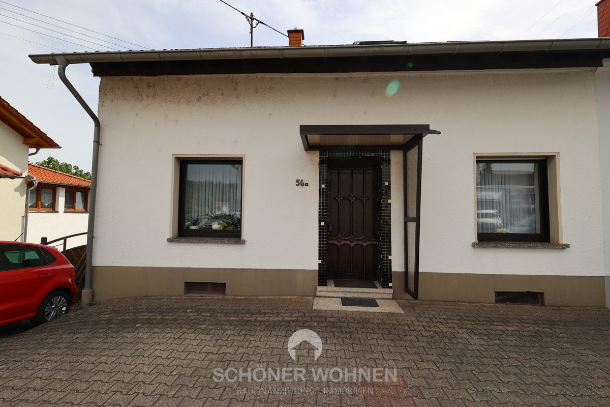 Doppelhaushälfte zum Kauf 158.000 € 6 Zimmer 124 m²<br/>Wohnfläche 1.194 m²<br/>Grundstück Hüttersdorf Schmelz / Hüttersdorf 66839