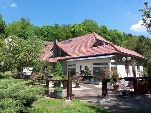 Einfamilienhaus zum Kauf provisionsfrei 495.000 € 7,5 Zimmer 300 m² 568 m² Grundstück Gehlmühle Birkenhördt 76889