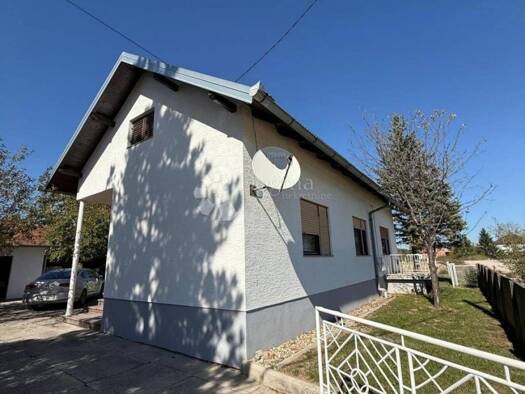 Haus zum Kauf 260.000 € 7 Zimmer 277 m² Lonjica, Vrbovec Vrbovec