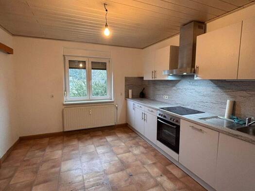 Wohnung zur Miete 310 € 2 Zimmer 57 m² EG Dorfstraße 27 Berthelsdorf Lunzenau 09328