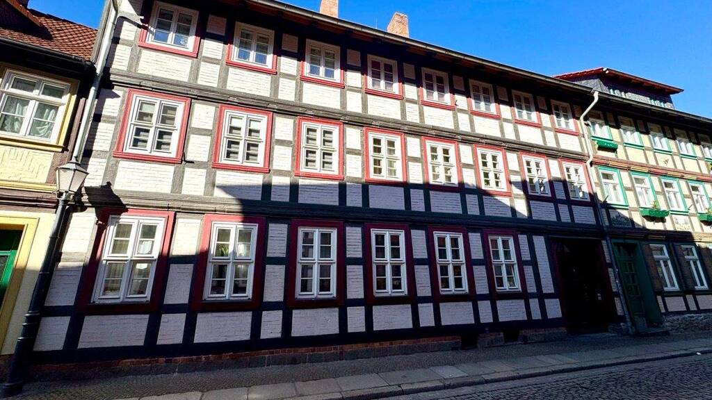 Mehrfamilienhaus zum Kauf 550.000 € 16 Zimmer 423 m² 505 m² Grundstück Wernigerode 38855
