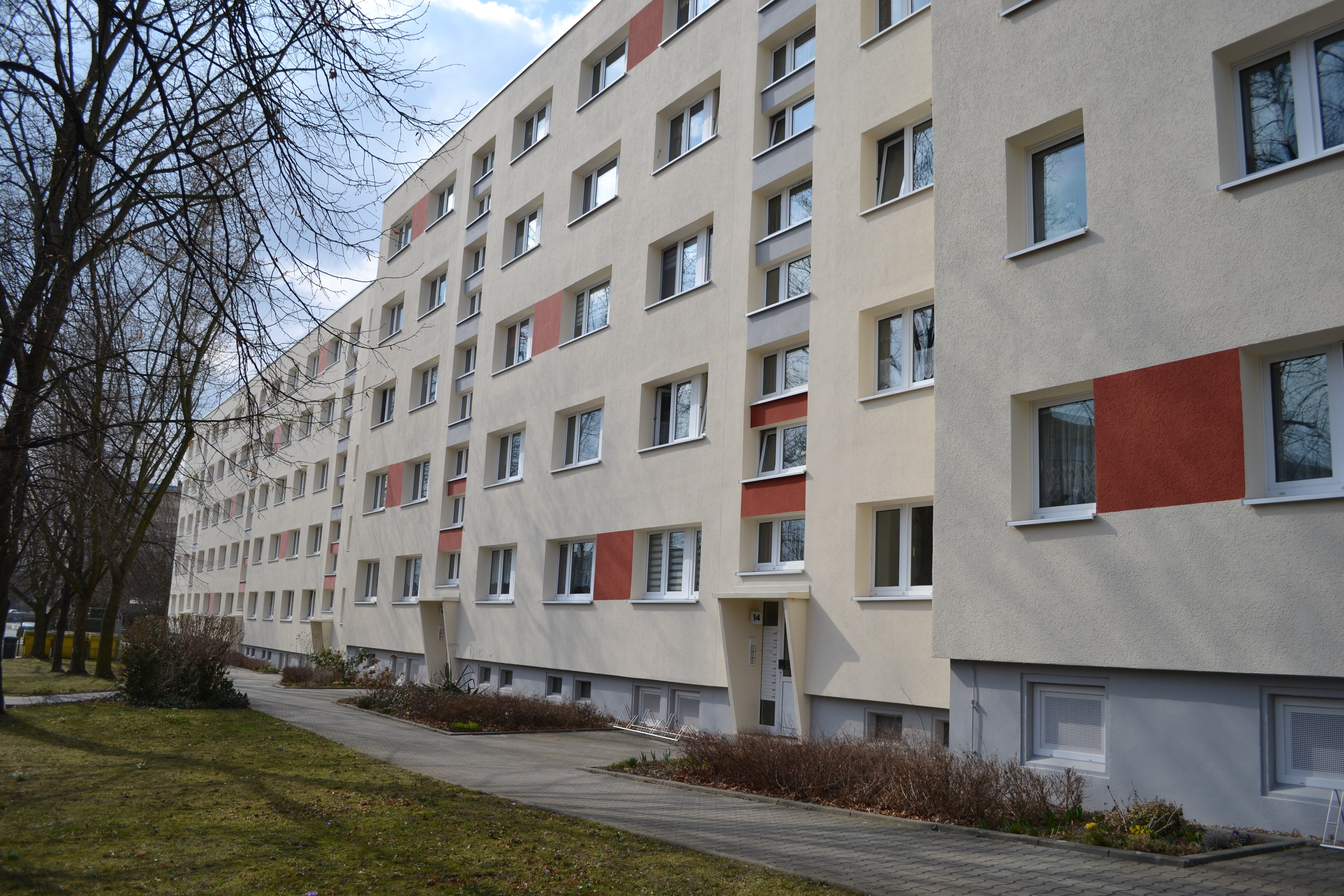 Wohnung zur Miete 339 € 4 Zimmer 69,9 m²<br/>Wohnfläche 5.<br/>Geschoss Erich-Weinert-Straße 22 Ostvorstadt Bautzen 02625