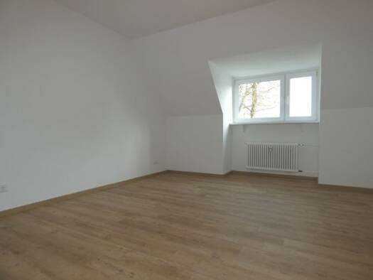 Wohnung zur Miete 455 € 2 Zimmer 52,7 m² 3. Geschoss frei ab 01.07.2026 Stolbergstr. 93 Bergeborbeck Essen 45355