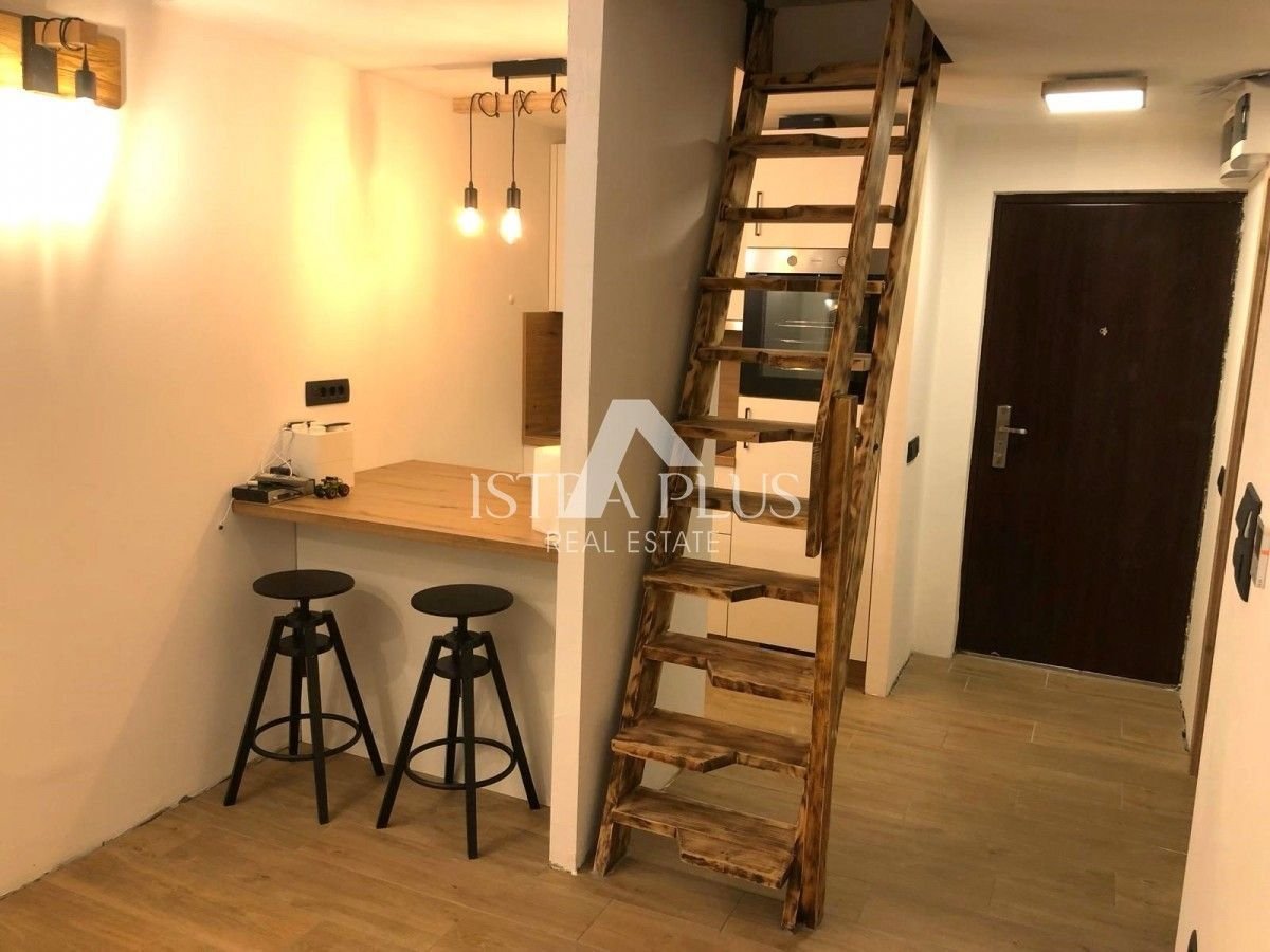 Wohnung zum Kauf 165.000 € 2 Zimmer 48 m²<br/>Wohnfläche 3.<br/>Geschoss Porec center