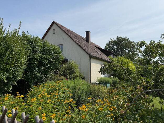 Mehrfamilienhaus zum Kauf provisionsfrei 369.000 € 7 Zimmer 169 m² 690 m² Grundstück Weiler Geislingen an der Steige 73312