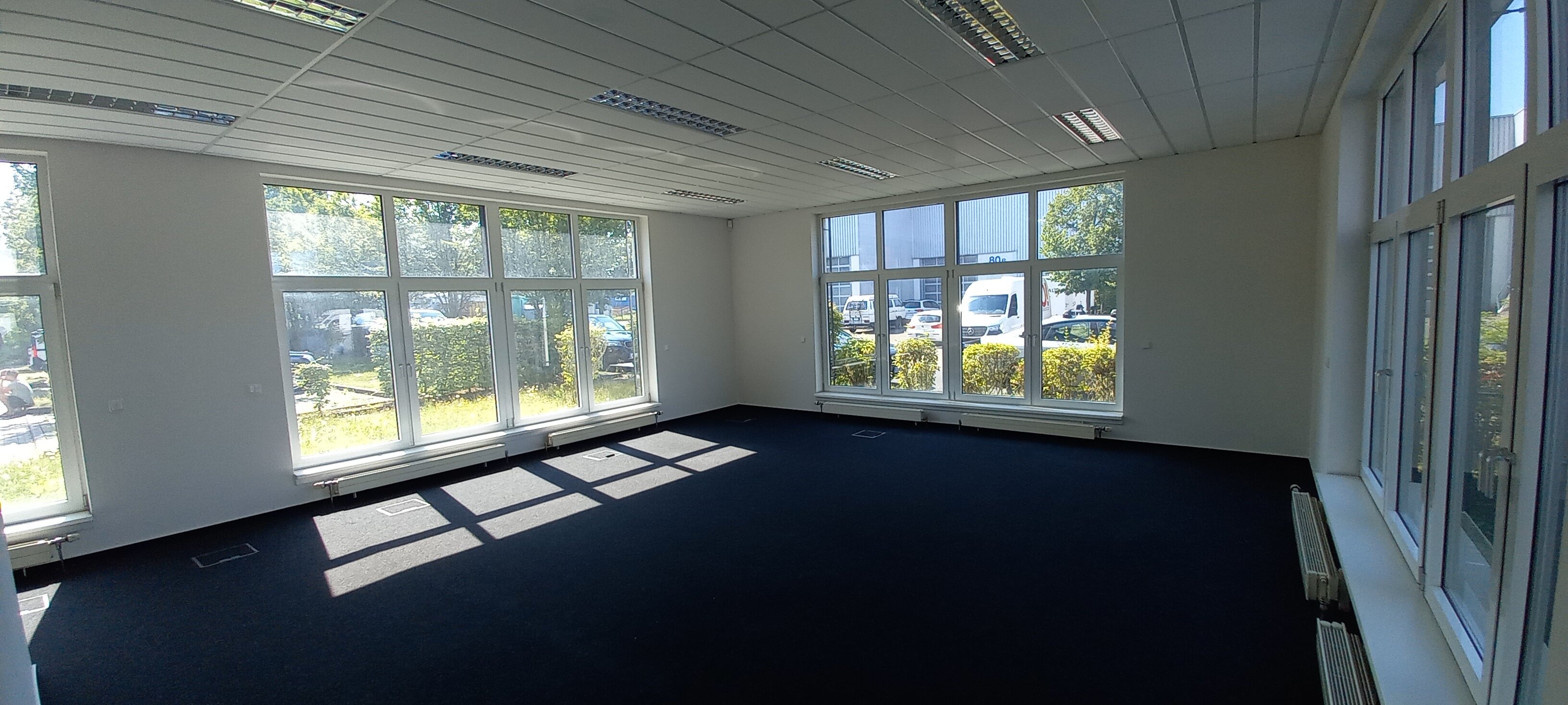 Büro-/Praxisfläche zur Miete 210 m²<br/>Bürofläche von 210 m² bis 421 m²<br/>Teilbarkeit Forstfeld Kassel 34123