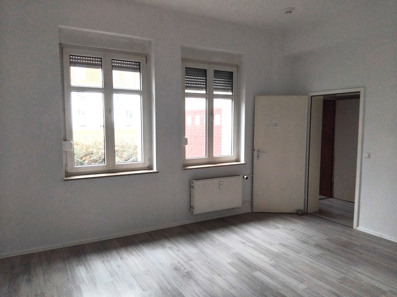 Wohnung zur Miete nur mit Wohnberechtigungsschein 399 € 4 Zimmer 86,4 m²<br/>Wohnfläche EG<br/>Geschoss 16.01.2025<br/>Verfügbarkeit Ückendorfer Str. 47b Ückendorf Gelsenkirchen 45886