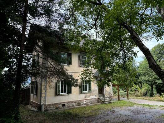 Villa zum Kauf 1.150.000 € 2.172 m² Grundstück Krumpendorf am Wörthersee 9201