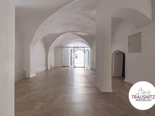 Laden zur Miete 1.200 € 90 m² Verkaufsfläche Ländgasse 49A Altstadt Landshut 84028