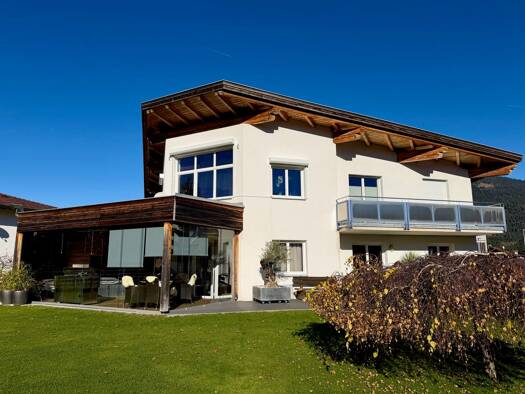 Haus zum Kauf 1.400.000 € 6 Zimmer 214 m² 956 m² Grundstück Reutte 6600