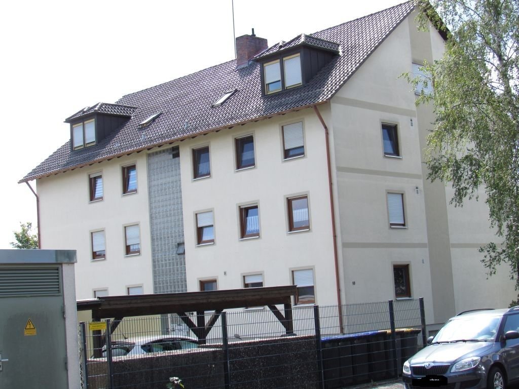 Wohnung zur Miete 580 € 3 Zimmer 74 m²<br/>Wohnfläche 3.<br/>Geschoss ab sofort<br/>Verfügbarkeit Schwebheim 97525