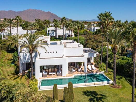 Villa zum Kauf 4.550.000 € 4 Zimmer 615 m² 1.200 m² Grundstück Casares 29690