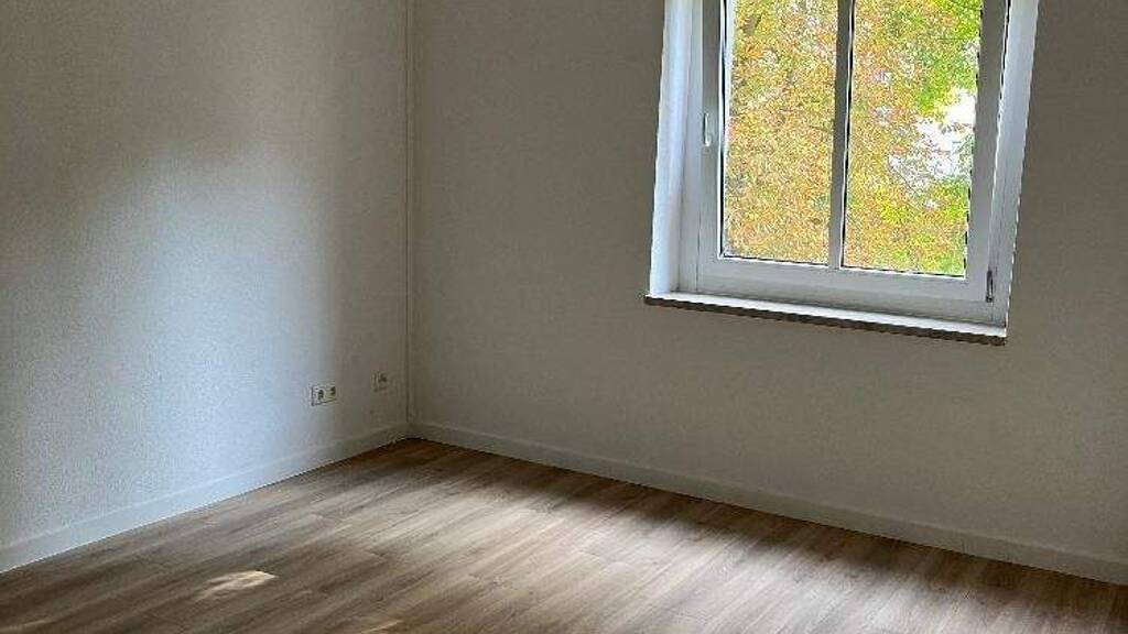 Wohnung zur Miete 330 € 2 Zimmer 47 m² Erzweg 2 Freiberg 09599