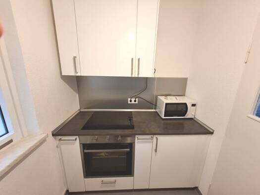 Wohnung zur Miete 650 € 2 Zimmer 46,6 m² 1. Geschoss frei ab 01.10.2025 Damaschkestraße 40 Bubenreuth 91088