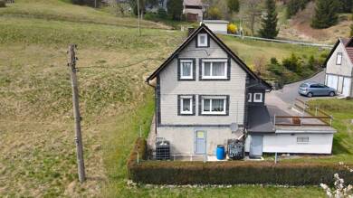 Haus zum Kauf 95.000 € 6 Zimmer 115 m² 1.243 m² Grundstück Einsiedel Masserberg 98666