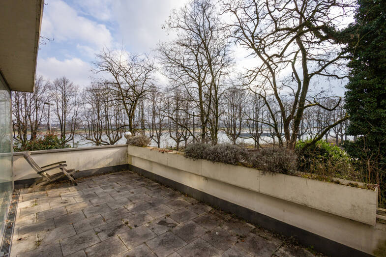 Wohnung zum Kauf 429.000 € 2 Zimmer 79 m² Bayenthal Köln / Bayenthal 50968