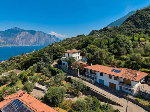 Doppelhaushälfte zum Kauf 540.000 € 3 Zimmer 140 m² 150 m² Grundstück frei ab sofort Malcesine 37018