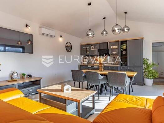 Haus zum Kauf 430.000 € 3 Zimmer 105 m² Kavran Pavičini