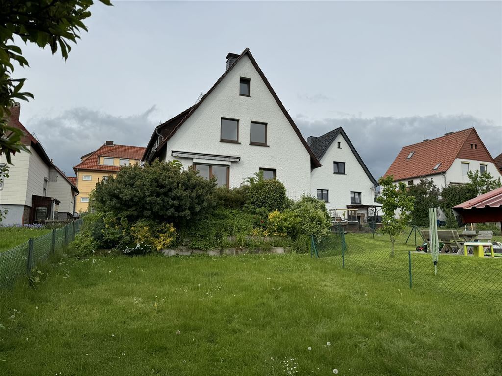 Doppelhaushälfte zum Kauf 125.000 € 6 Zimmer 110 m²<br/>Wohnfläche 287 m²<br/>Grundstück Osterode Osterode 37520