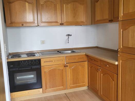 Wohnung zur Miete 300 € 2 Zimmer 54,2 m² 2. Geschoss frei ab sofort Eisenberg Eisenberg 07607