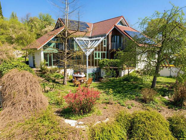 Mehrfamilienhaus zum Kauf 1.198.000 € 7,5 Zimmer 335,9 m² 739 m² Grundstück Möggingen Radolfzell am Bodensee 78315