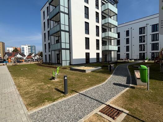 Wohnung zur Miete 700 € 2 Zimmer 75,7 m² 3. Geschoss Schlesische Straße Straubing Straubing 94315