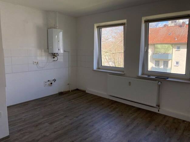 Wohnung zur Miete 384 € 2 Zimmer 42,7 m² 2. Geschoss frei ab 13.12.2025 Breslauer Straße 28A Düsternort Delmenhorst 27755