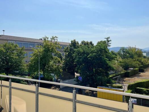 Wohnung zum Kauf 325.000 € 2 Zimmer 65 m² Betzenhausen Freiburg im Breisgau 79110