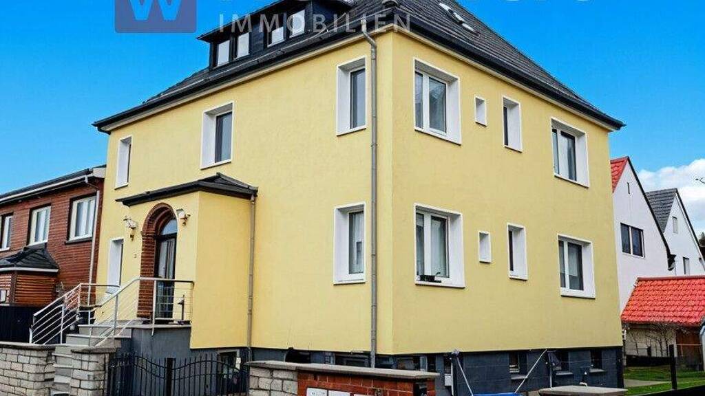 Mehrfamilienhaus zum Kauf 669.000 € 9 Zimmer 233 m² 302 m² Grundstück Alt-Langenhagen Langenhagen 30851
