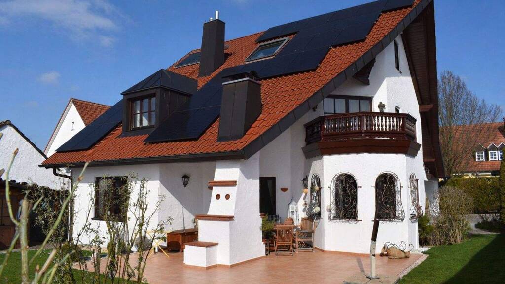 Villa zum Kauf provisionsfrei 1.750.000 € 6 Zimmer 277,5 m² 679 m² Grundstück Täfertingen Neusäß 86356