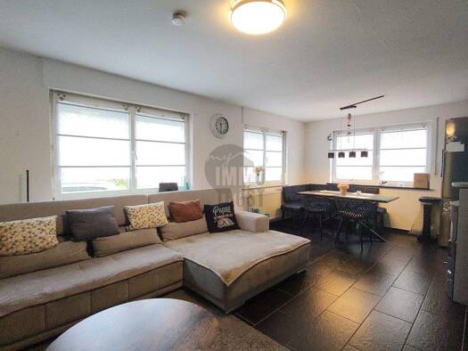 Haus zum Kauf 417.000 € 4 Zimmer 94 m² 383 m² Grundstück Neubrunn 97277