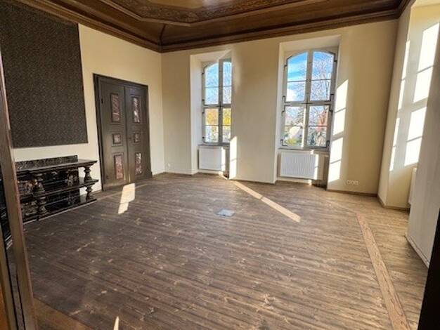 Bürofläche zur Miete provisionsfrei 665 € 2 Zimmer 94,9 m² Bürofläche teilbar ab 94,9 m² Am Schloß 1 Wachau Wachau 01454