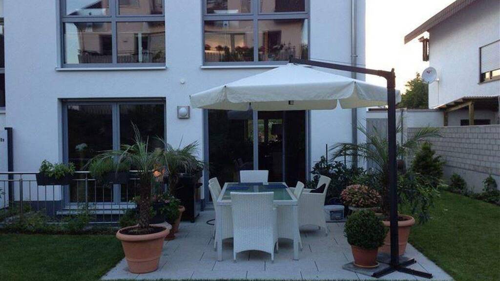 Doppelhaushälfte zur Miete 2.800 € 5,5 Zimmer 189 m² 343 m² Grundstück frei ab 01.03.2026 Im Brünnel 26A Großsachsen Hirschberg an der Bergstraße 69493