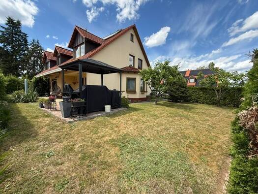 Einfamilienhaus zum Kauf 850.000 € 9 Zimmer 220 m² 558 m² Grundstück frei ab sofort Unterasbach Oberasbach 90522