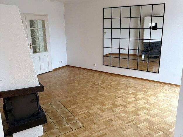 Wohnung zur Miete 1.150 € 3 Zimmer 94 m² 2. Geschoss frei ab 01.04.2026 Oldenburg Oldenburg i.H. 23758